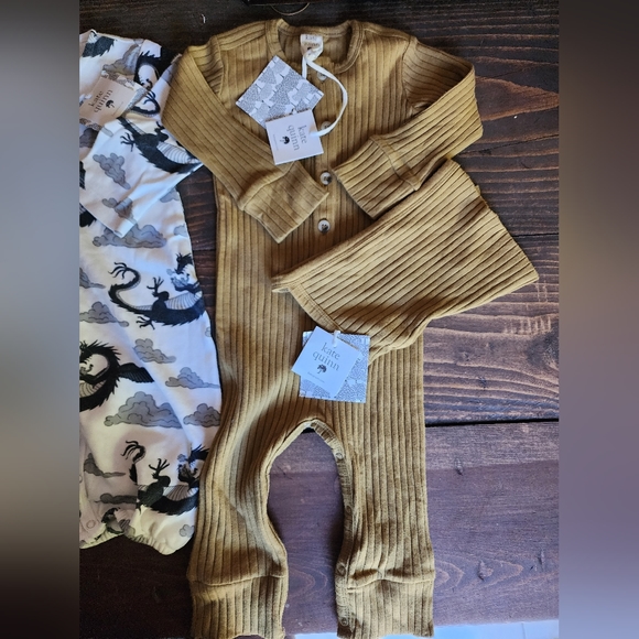 Kate Quinn Bundle - Picture 3 of 3